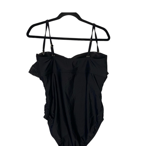 Kona Sol Black One Piece Swimsuit - Picture 4 of 6